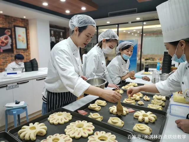 九三学社龙岩市委会开展社中央多党合作乡村振兴示范项目现场技术指导及培训